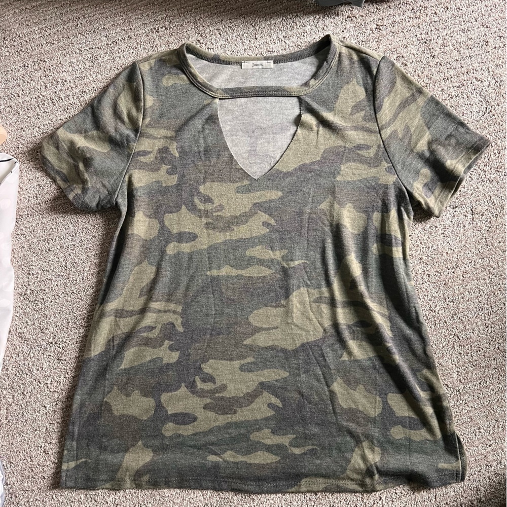 Camo Tshirt
